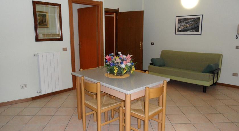 Casa Vacanze Touring Вербания Экстерьер фото