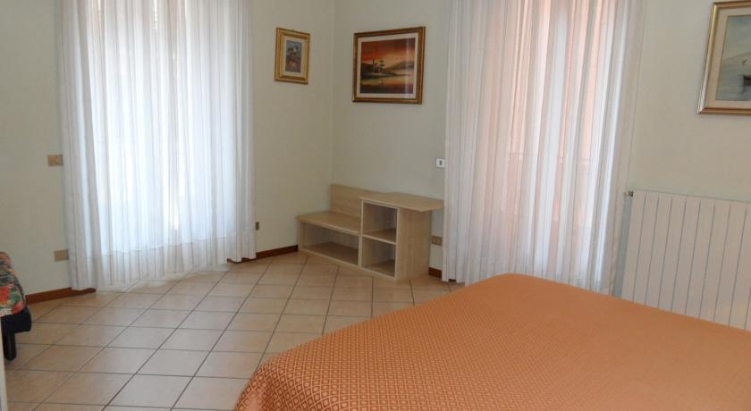 Casa Vacanze Touring Вербания Экстерьер фото